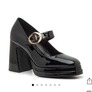 Steve Madden Black Patent Leather Heels with Gold Buckle